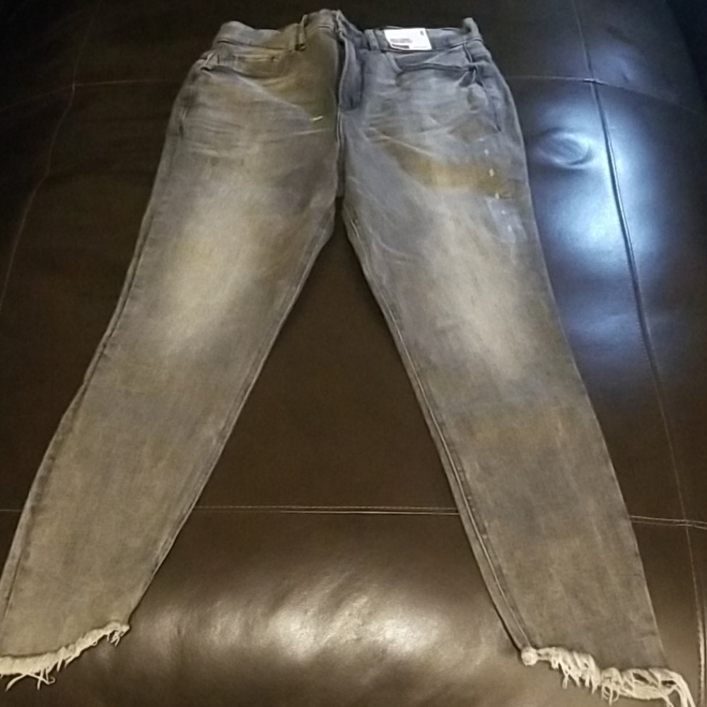 New high rise Gray distressed